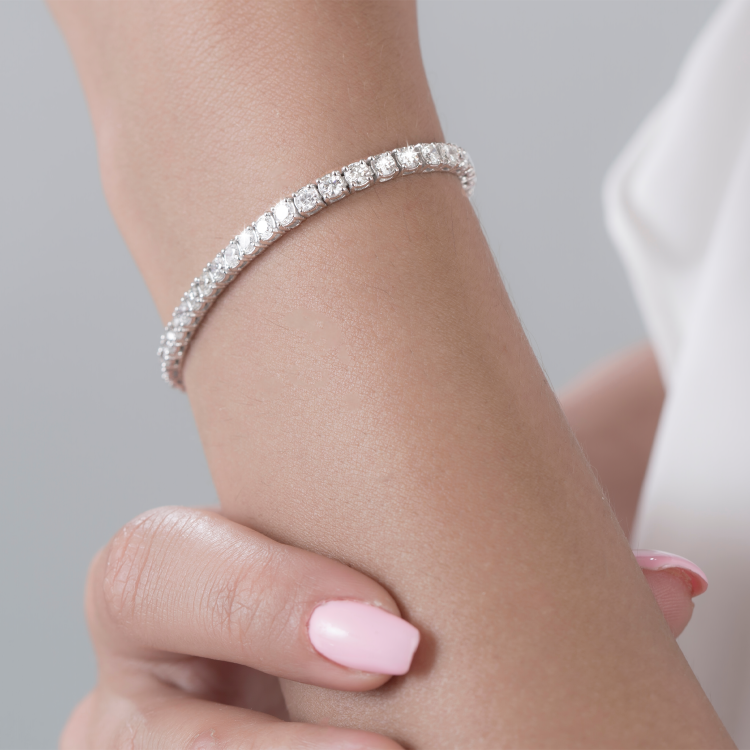 The Lumière Round Bracelet