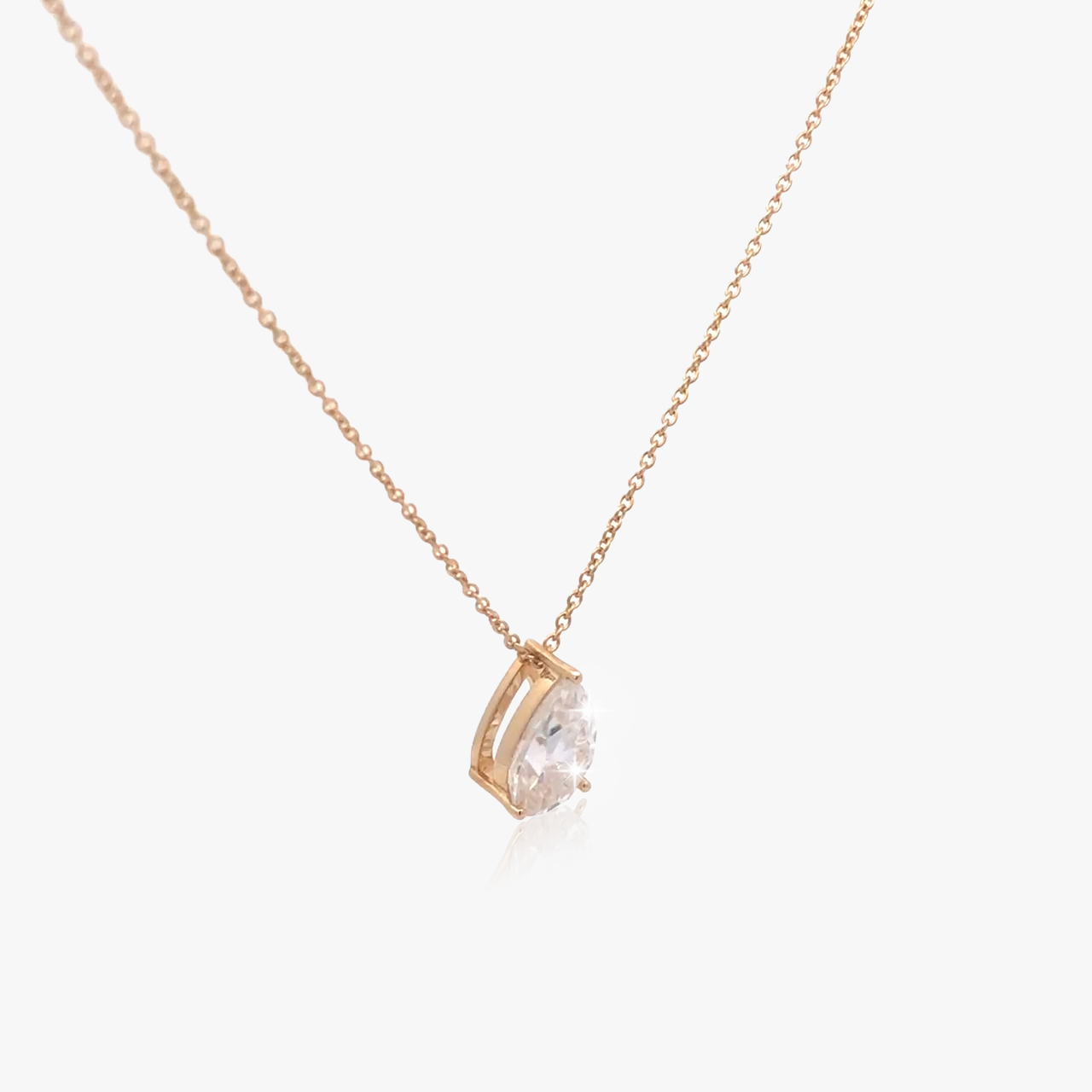 The Chloé Pendant